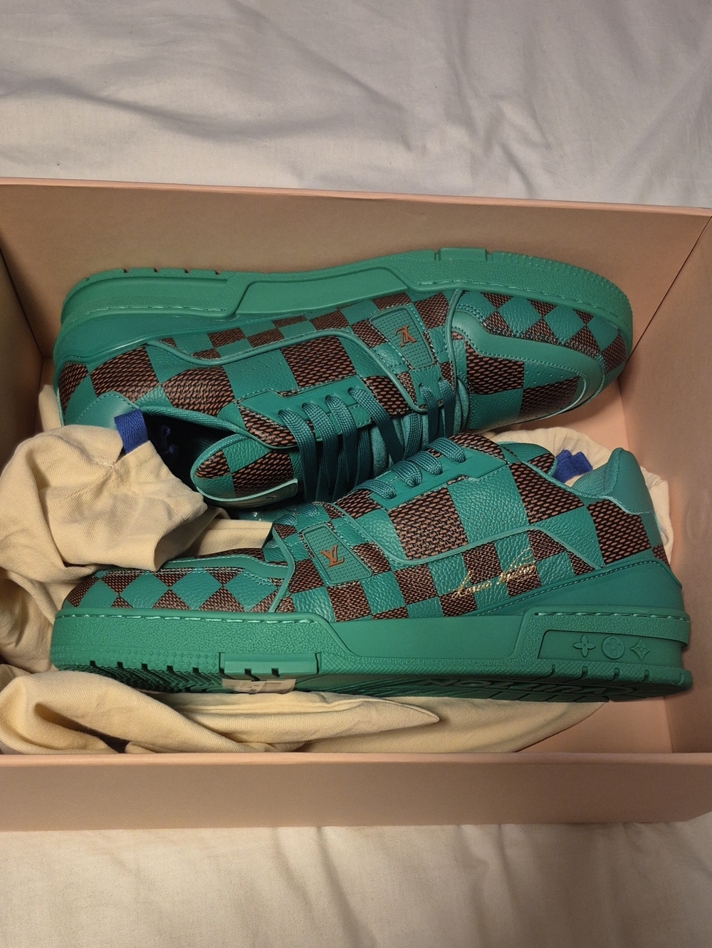 NIB Louis Vuitton Men’s Green and Brown Damier Low-Top Sneaker